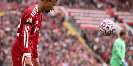 Premier: scuse di Ekitike dopo l'espulsione "stupida e inutile"