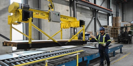 Lavoro perde centralità per metà italiani, 54% vuole aumento