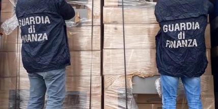 In un bunker la più grande fabbrica clandestina di sigarette