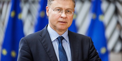 Dombrovskis, 'l'Ue è già in una guerra ibrida con Mosca'
