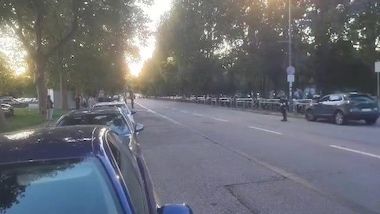 Milan-Napoli, fischi per il pullman azzurro all'arrivo a San Siro