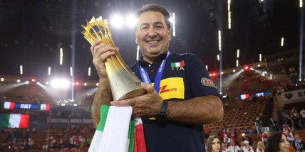 Il maestro De Giorgi e i normali al potere: viva l'Italia del volley!