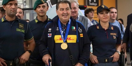 Pallavolo: De Giorgi, giornata da leggenda con gruppo speciale