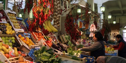 Rallenta il potere d'acquisto, sale risparmio delle famiglie