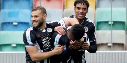 Kabasele gol e lacrime, Zaniolo si divora il vantaggio: pari tra Udinese e Cagliari Kabasele gol e lacrime, Zaniolo si divora il vantaggio: pari tra Udinese e Cagliari