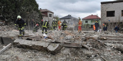 Ucraina: Droni sulla Poltava, colpiti edifici amministrativi
