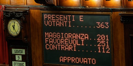 Su Almasri franchi tiratori opposizioni votano con maggioranza