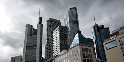 Borsa: Europa debole nel finale, sale Francoforte, Milano-1,35%