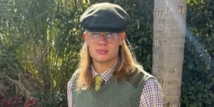 Tripletta a Israele, poi si presenta così: l'avete riconosciuto?