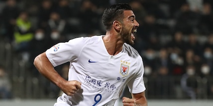 Pellè, la vita dopo Viky Varga: "Dubai, Lecce e il calore...dell'Olanda"