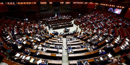 Camera approva ddl minori in affido, testo passa al Senato