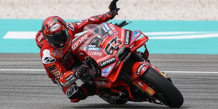 Bagnaia domina la sprint a Sepang davanti agli spagnoli, i complimenti di Dal'Igna