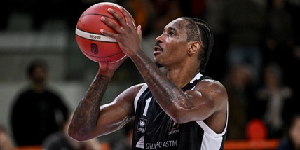 Tortona, è gran festa! Per Trapani primo stop