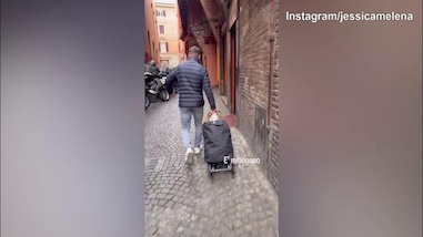Ciro Immobile, che "fatica" con il carrello della spesa!
