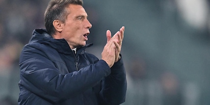 Calcio: c'è ancora Brambilla a dirigere allenamento della Juve