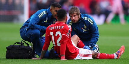 Douglas Luiz, brutte notizie Juve: infortunio contro lo United. E il riscatto Nottingham...