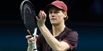 Sinner bulldozer su Zverev: il tedesco non sta in piedi, Jannik lo demolisce. Parigi, finale con...