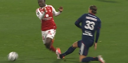 Il Lione frena con il Brest: Hateboer espulso dopo 7’! Poker Rennes, Lens e Lilla ok