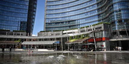 'M'hanno accoltellata', donna in prognosi riservata a Milano