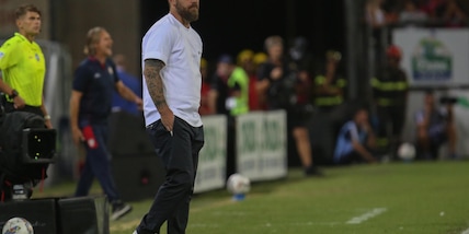 Calcio: Genoa, De Rossi in pole per il dopo Vieira