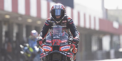 Bezzecchi trionfa nel Gp del Portogallo davanti ad Alex Marquez! Bagnaia cade