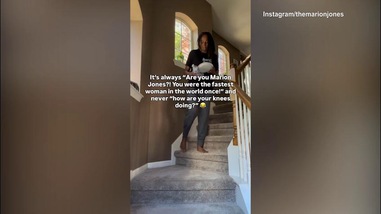 Marion Jones non si nasconde, che fatica a fare le scale