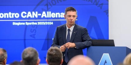 Arbitri, la richiesta di Sarri e le parole di Rocchi ai dirigenti: “Aumentiamo il livello”