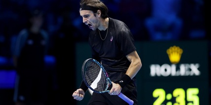 Cuore Musetti, più forte della fatica! Vince la maratona con De Minaur e resta in corsa alle Finals