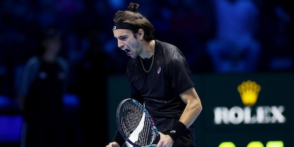 Cuore Musetti, più forte della fatica! Vince la maratona con De Minaur e resta in corsa alle Finals