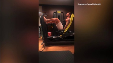 Marchisio si tiene in forma in palestra