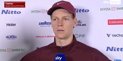 Sinner: "Stagione incredibile anche senza quei tre mesi". Poi giudica se stesso così e sulla finale...