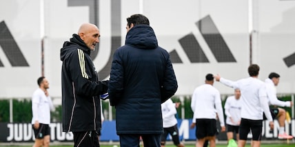 Chi gioca e chi no nel nuovo 4-3-2-1 di Spalletti: la Juve cambia per metà e prepara l'albero di Natale