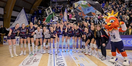 La Reale Mutua Fenera Chieri ’76 vince il derby torinese con la Wash4green Monviso Volley