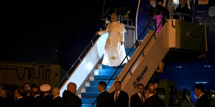 Il Papa visita Moschea Blu, muezzin 'non ha pregato'