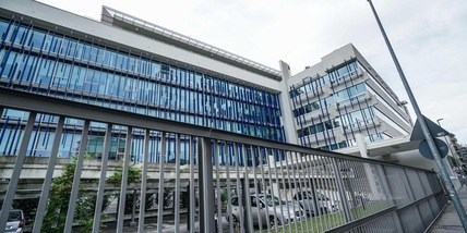 Assaltata la sede della Stampa da un centinaio di manifestanti