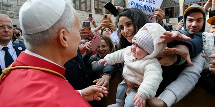 Il Papa, si deve sperare anche se attorno tuonano le armi