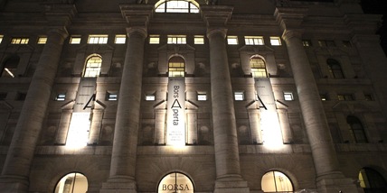 Borsa: Milano fiacca (-0,5%), giù Mps e Leonardo, bene Tenaris