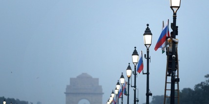 Putin, 'Trump è sincero cerca soluzione, ma non è facile'