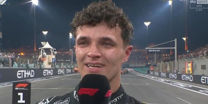 Norris, un mondiale tra lacrime e champagne: "Non piangevo da tanto. Da Oscar e Max ho imparato..."