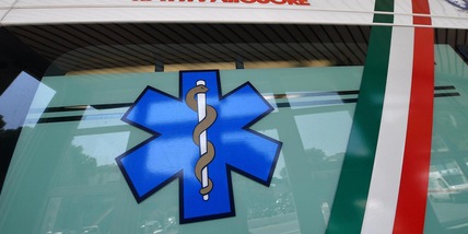 Ambulanza travolge un 12enne che sta andando a scuola