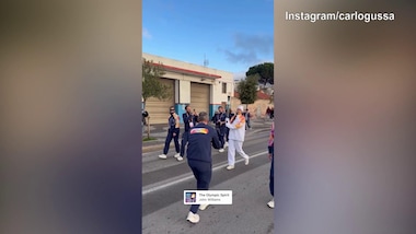 Milano-Cortina 2026, Fiamma Olimpica a Olbia con Melissa Satta