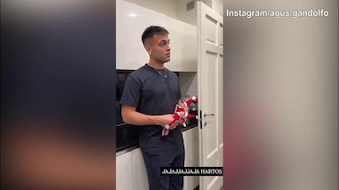 Lautaro "sconsolato" con i giochi in mano, Agustina: "Stanchi..."