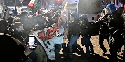 I manifestanti tentano rientro in Askatasuna ma vengono respinti