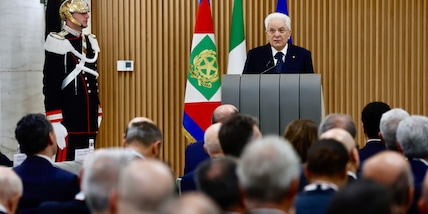 Mattarella, spesa per difesa poco popolare ma mai così necessaria