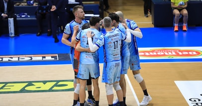 Cuneo guerriglia nei primi due set, poi cede sotto il servizio di Modena