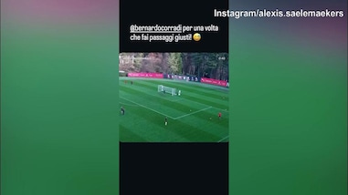 Milan, eurogol di Saelemaekers in allenamento