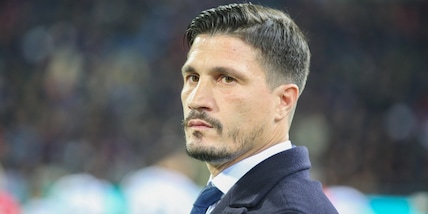 titolo Pisacane sotto shock, agguato a Napoli: colpi di pistola al fratello