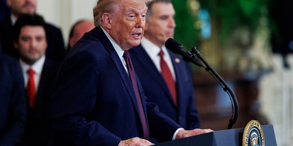 Trump, potrei imporre dazi sui paesi non d'accordo sulla Groenlandia