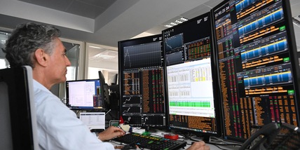 Borsa: Milano chiude debole con l'Europa, male Fincantieri