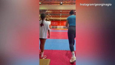 Lady CR7 perde la sfida di corsa con...la figlia